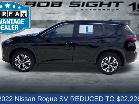 Used 2022 Nissan Rogue SV image 4