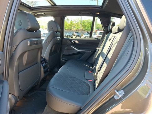 Certified 2024 BMW X5 xDrive40i w/ M Sport Package AWD/4WD image 10