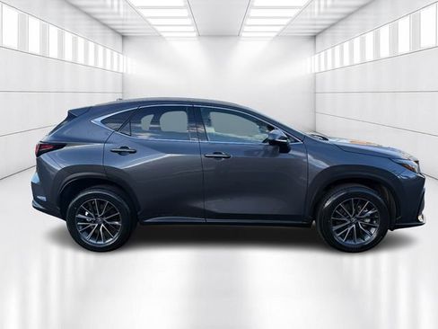 Certified 2023 Lexus NX 250 AWD image 4