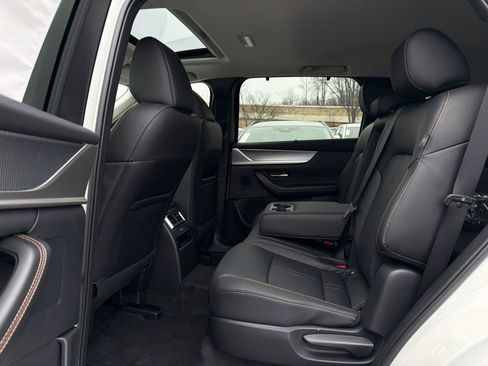 New 2026 MAZDA CX-70 3.3 Turbo w/ Preferred Package image 17