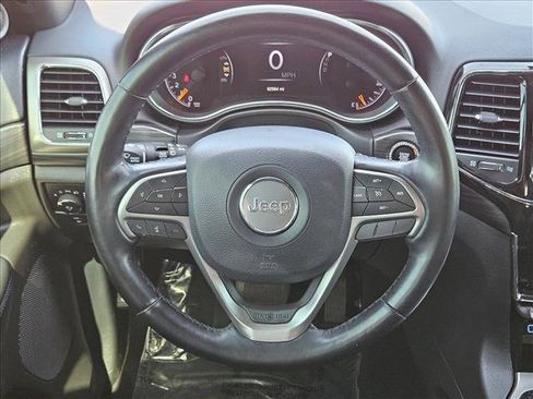 Used 2020 Jeep Grand Cherokee Altitude RWD image 14