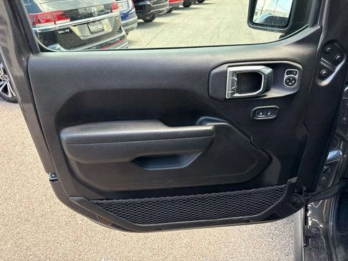 Used 2025 Jeep Wrangler Unlimited Sport S 4xe AWD/4WD image 18