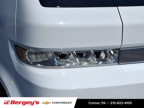Used 2024 Chevrolet Brightdrop 600 w/ Commercial Equipment Package AWD/4WD image 11