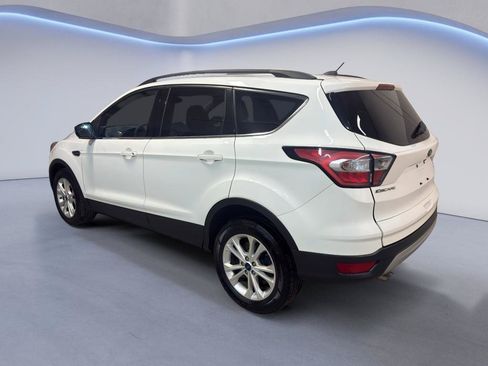 Used 2018 Ford Escape SE AWD/4WD image 5