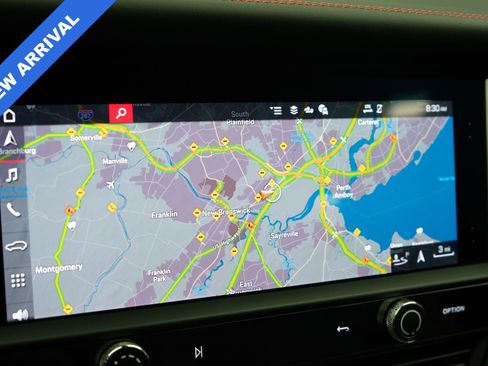 Used 2023 Porsche Macan GTS w/ GTS Sport Package image 24