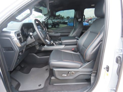 Used 2025 Ford F150 Lariat w/ Equipment Group 502A High AWD/4WD image 25