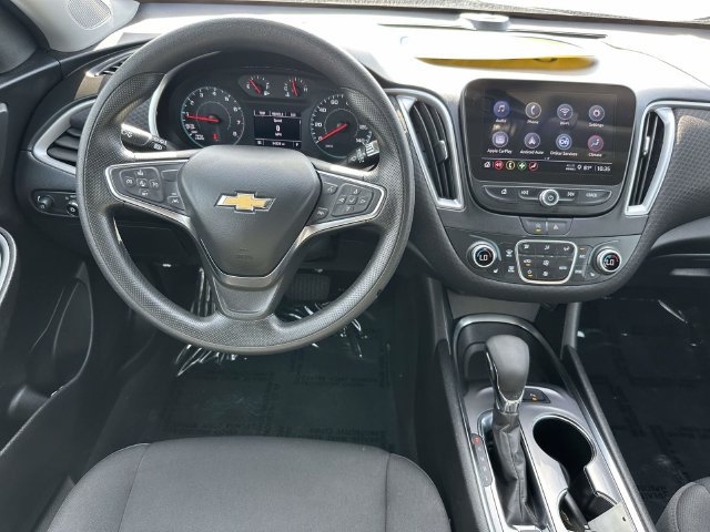 Used 2025 Chevrolet Malibu LT FWD image 17