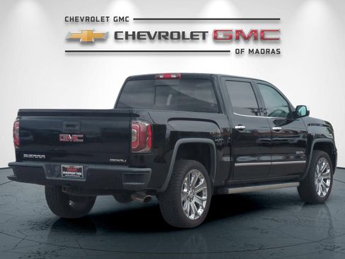 Used 2018 GMC Sierra 1500 Denali w/ Denali Ultimate Package AWD/4WD image 3
