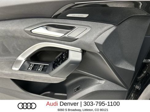 Used 2025 Audi SQ5 Prestige AWD/4WD image 13