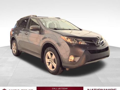 Used 2015 Toyota RAV4 XLE image 1