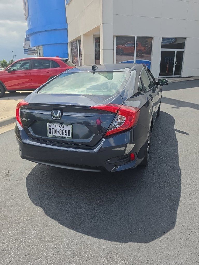 Used 2018 Honda Civic EX-T image 8