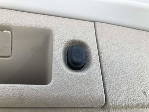 Used 2016 GMC Yukon Denali w/ Open Road Package image 14