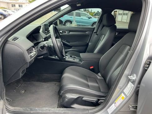 Used 2023 Honda Civic Sport image 12