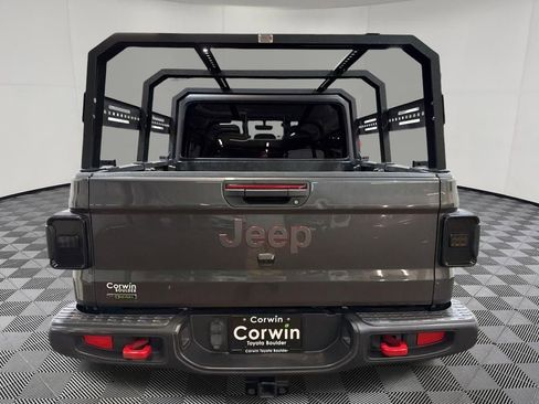 Used 2022 Jeep Gladiator Rubicon w/ Cold Weather Group AWD/4WD image 5