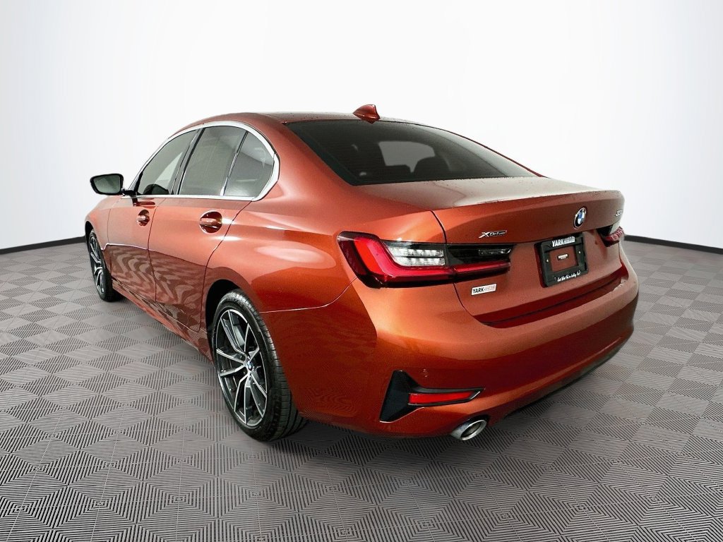 Used 2022 BMW 330i xDrive Sedan AWD/4WD image 7