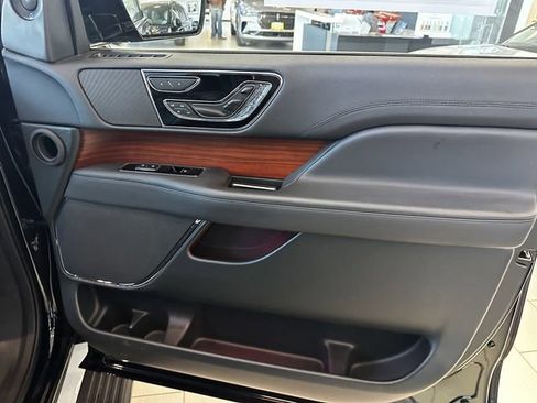 Certified 2024 Lincoln Navigator Reserve image 35