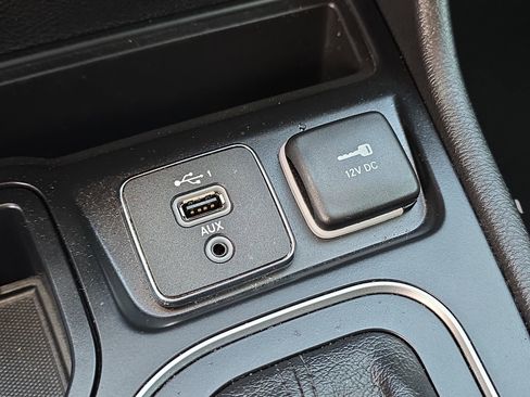 Used 2021 Jeep Cherokee Latitude image 51