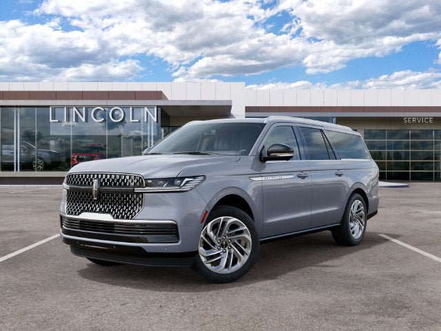 New 2027 Lincoln Navigator L Reserve AWD/4WD image 3