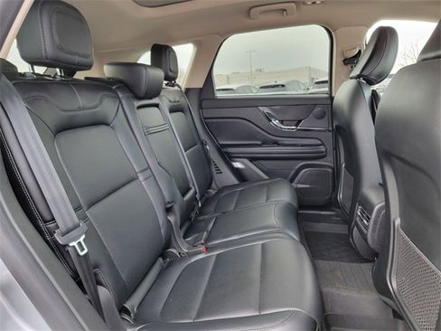 Certified 2023 Lincoln Corsair AWD w/ Equipment Group 101A image 23