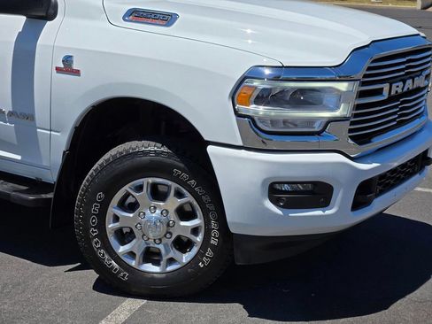 Used 2024 RAM 2500 Laramie AWD/4WD image 2