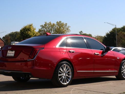 Used 2018 Cadillac CT6 Luxury image 10