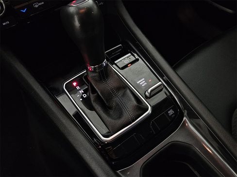 Used 2022 Jeep Compass Latitude image 16