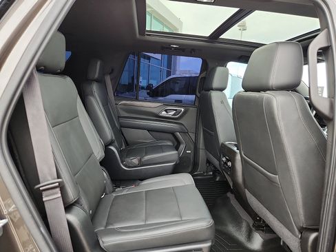 Used 2021 Chevrolet Tahoe Z71 w/ Luxury Package image 14