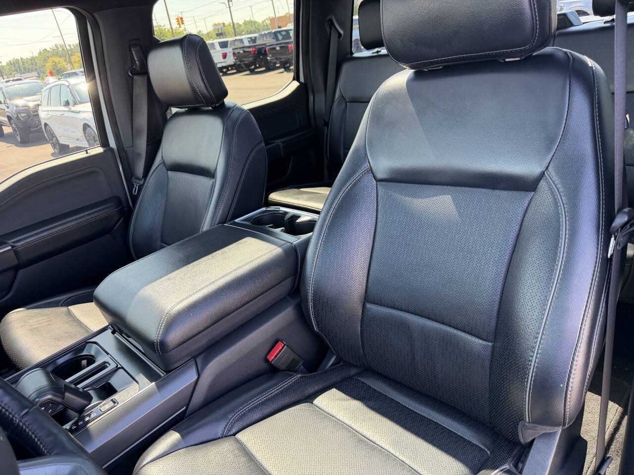 Used 2024 Ford F150 Lariat AWD/4WD image 12
