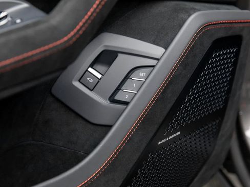 Used 2023 Lamborghini Urus Performante image 25