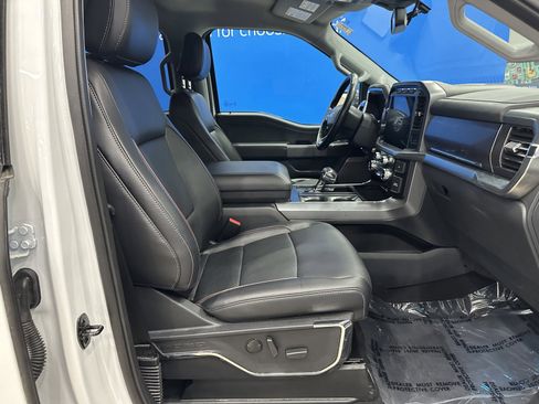 Used 2023 Ford F150 Lariat w/ Trailer Tow Package image 14