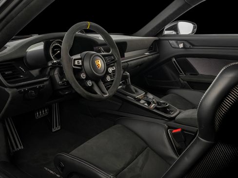 Used 2024 Porsche 911 GT3 RS RWD image 2