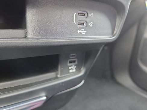 New 2026 Chrysler Pacifica Select image 24