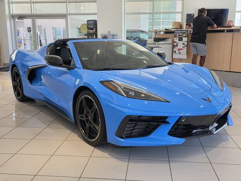 Certified 2024 Chevrolet Corvette Stingray Premium Cpe w/ Battery Protection Package RWD image 3