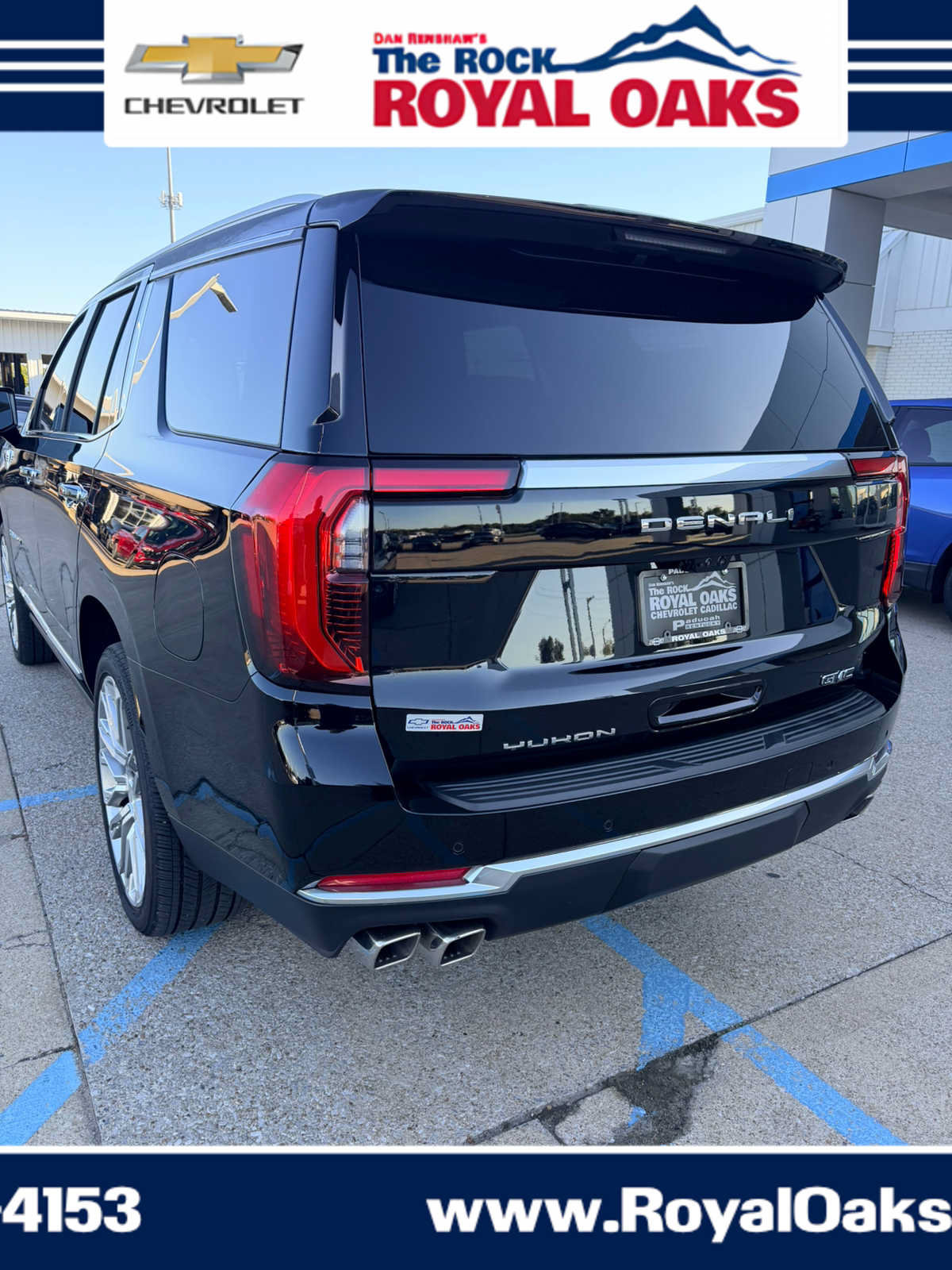 Used 2026 GMC Yukon Denali w/ Denali Reserve Package AWD/4WD image 3