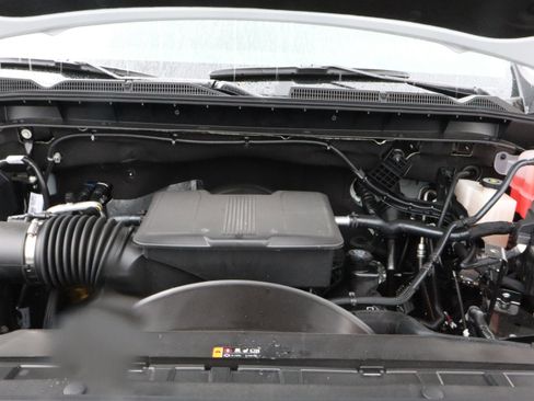 New 2026 GMC Sierra 3500 SLT image 18