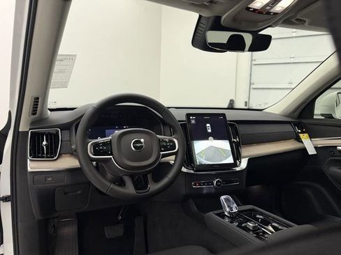 New 2026 Volvo XC90 B5 Core AWD/4WD image 23