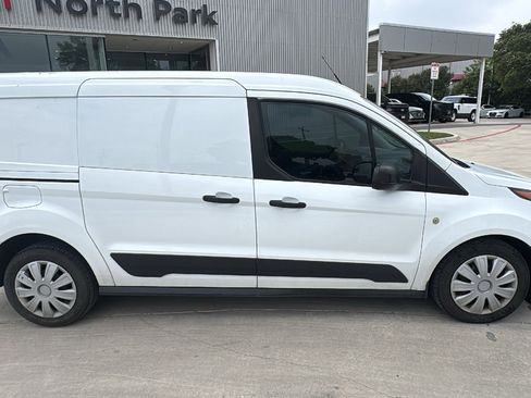 Used 2019 Ford Transit Connect XLT FWD image 8