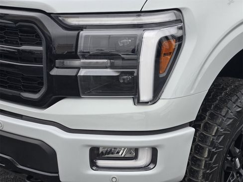 Used 2024 Ford F150 Lariat w/ FX4 Off-Road Package image 9