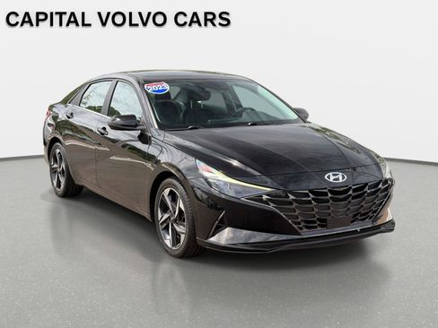Used 2023 Hyundai Elantra Limited FWD image 4