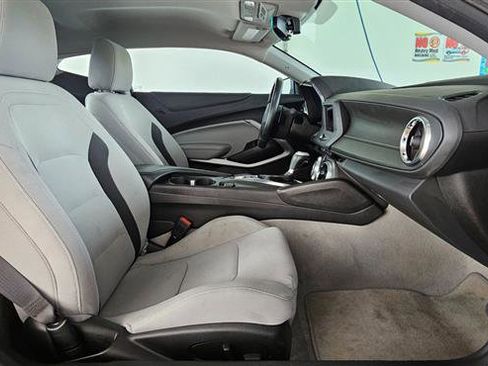 Used 2023 Chevrolet Camaro LT image 18