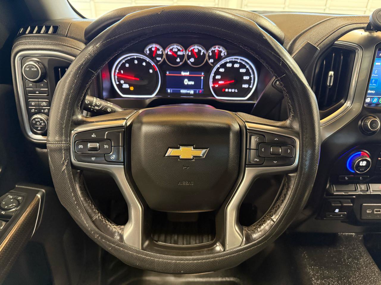 Used 2022 Chevrolet Silverado 3500 LT w/ Convenience Package AWD/4WD image 14
