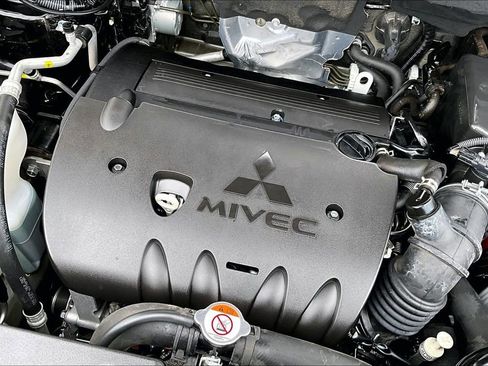 Used 2025 Mitsubishi Outlander Sport SE image 32