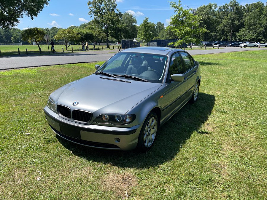Used 2005 BMW 325xi Sedan AWD/4WD image 6