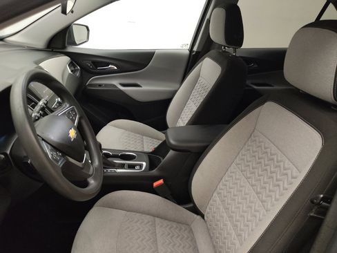 Used 2022 Chevrolet Equinox LT image 17