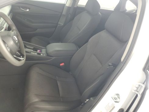 Certified 2023 Honda Accord EX image 12