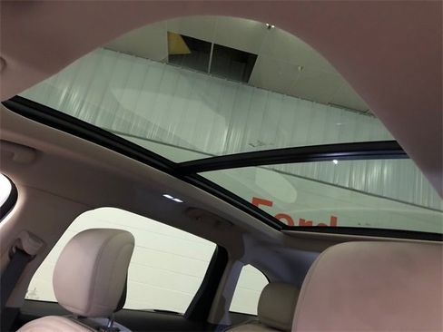 Used 2024 Lincoln Nautilus Premier w/ Equipment Group 102A image 30