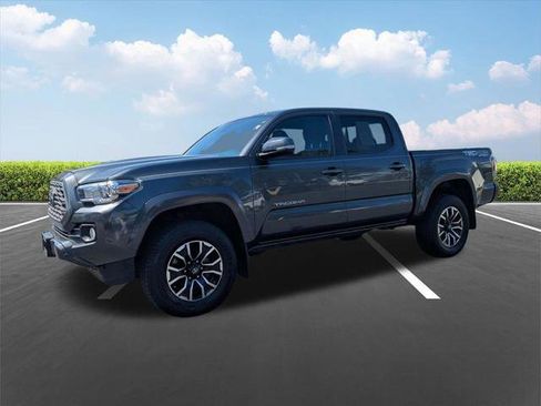 Certified 2020 Toyota Tacoma TRD Sport image 8