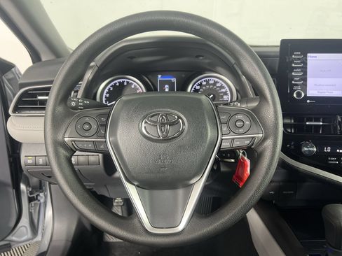 Used 2023 Toyota Camry LE FWD image 17