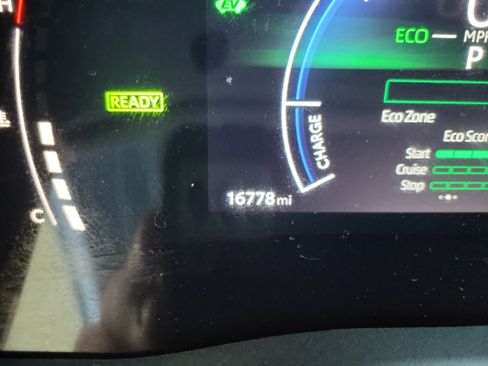 Certified 2025 Toyota Camry SE w/ Multimedia Upgrade Package FWD image 17