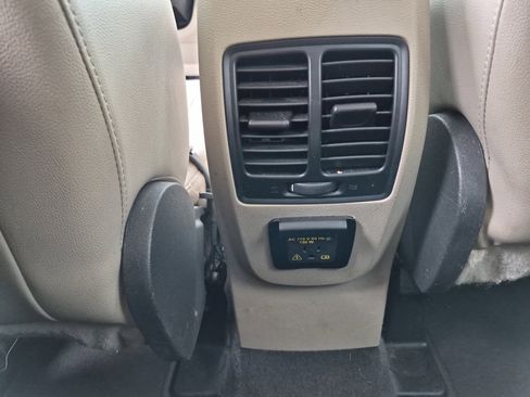 Used 2017 Ford Escape Titanium w/ Equipment Group 301A image 17